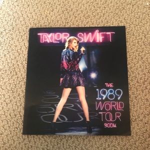 the 1989 world tour book